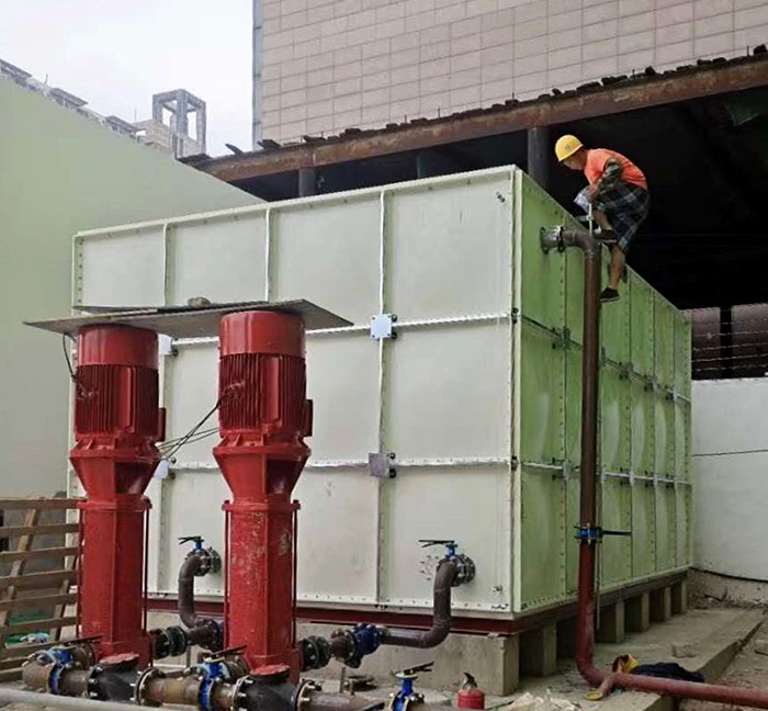 怎樣測量玻璃鋼水箱壓力？